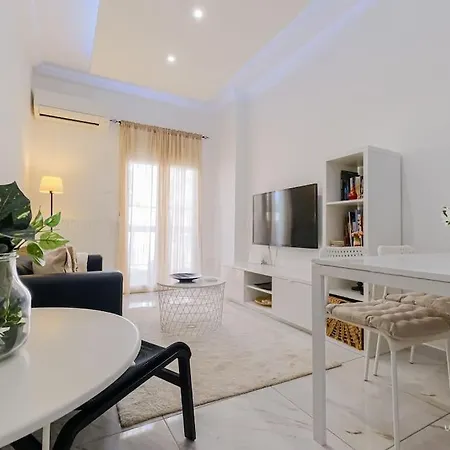 Kiveli Boutique With 2-bdrms * Thessaloníki