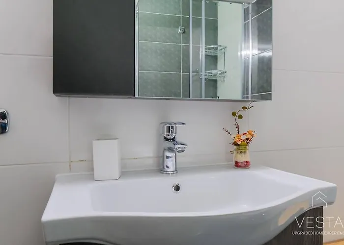 Kiveli Boutique With 2-bdrms *