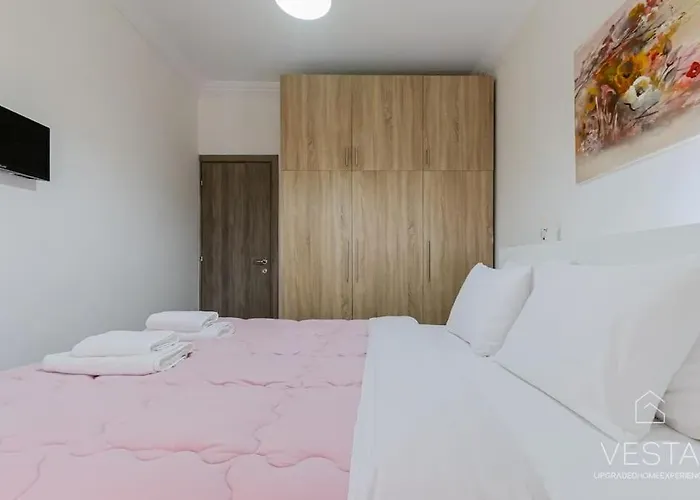 Apartamento Kiveli Boutique With 2-bdrms