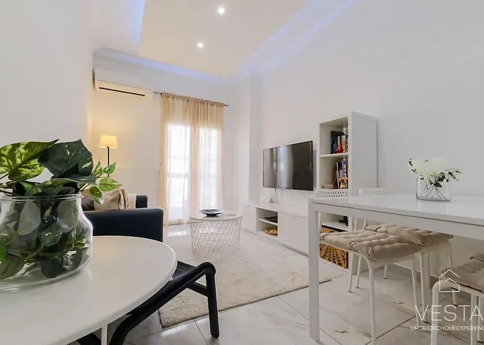 Kiveli Boutique With 2-bdrms * Thessaloníki