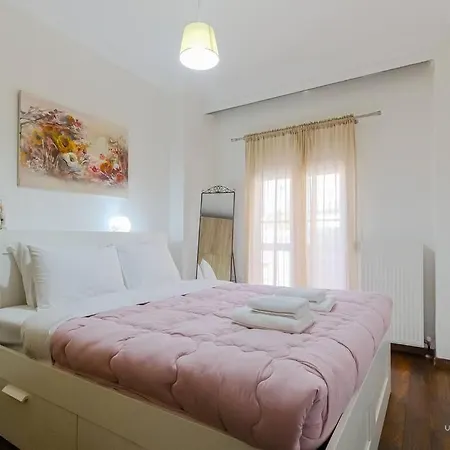 Kiveli Boutique With 2-bdrms