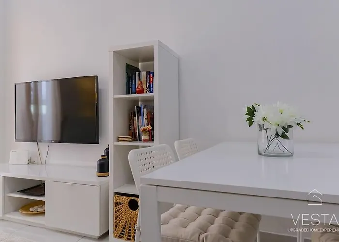 Kiveli Boutique With 2-bdrms