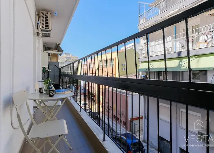 Apartament Kiveli Boutique With 2-bdrms Salonic