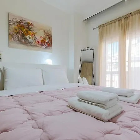 Apartamento Kiveli Boutique With 2-bdrms
